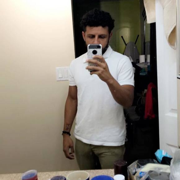 Meet your Posher, Luis - Picture 1 of 1